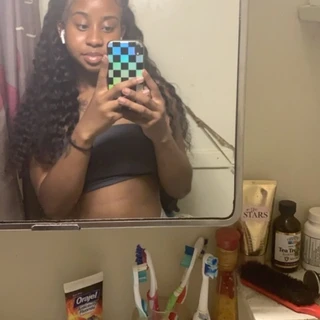 Nicole T😉