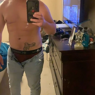 🥵DAD_BOD_GOD🥵