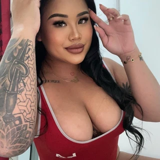 Eurasian thick girl🍑