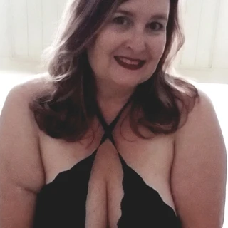 Yvonne2094