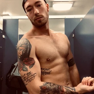 Zachary Niclous XXX (TOP 5%)😈