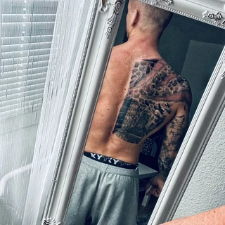 Muscle trainer