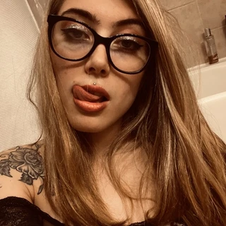 Zena 🌹