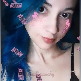 Zhamdii Peachy 🍑