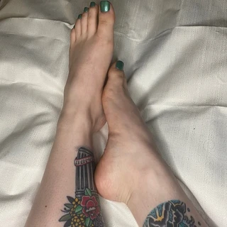 zoe james
